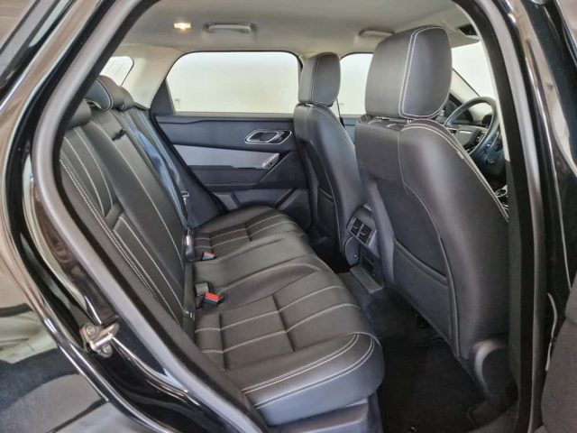 LAND ROVER Range Rover Velar usata, con Autoradio
