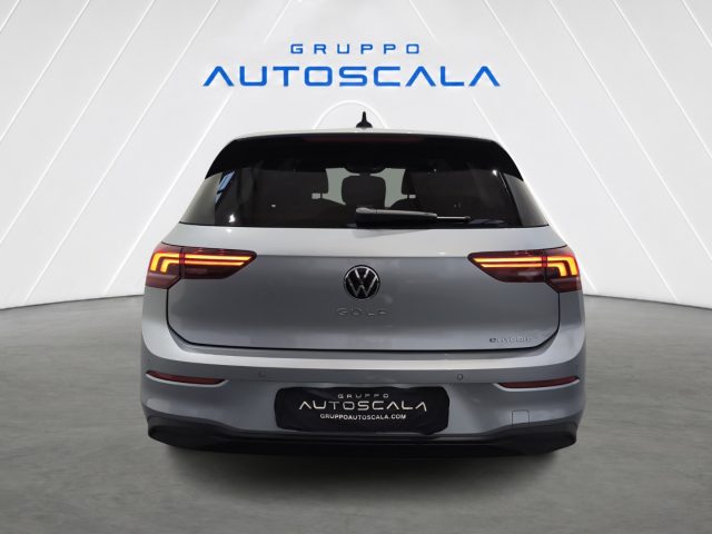 VOLKSWAGEN Golf usata, con Alzacristalli elettrici