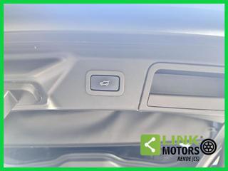 LAND ROVER Range Rover Velar usata, con Sound system