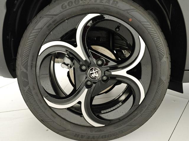 ALFA ROMEO Junior usata, con Volante in pelle