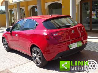 ALFA ROMEO Giulietta usata, con Autoradio