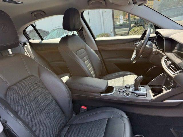 ALFA ROMEO Stelvio usata 11
