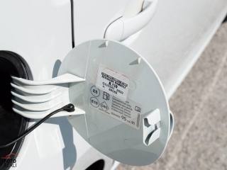 VOLKSWAGEN up! usata, con ESP