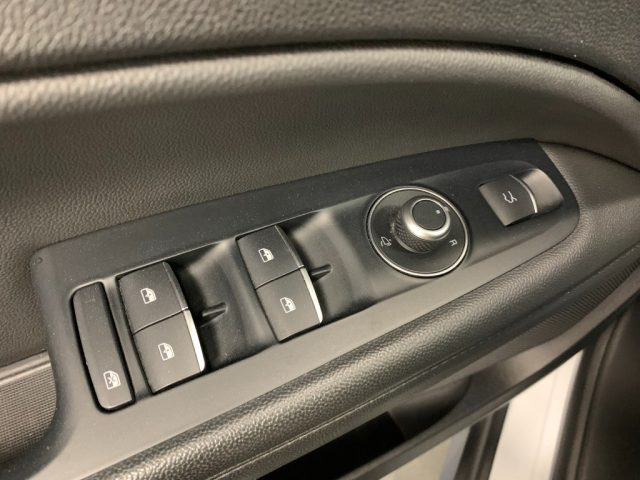 ALFA ROMEO Stelvio usata, con Luci diurne LED