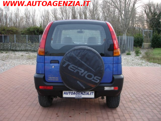DAIHATSU Terios usata 6