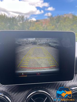 MERCEDES-BENZ GLA 180 usata, con Specchietti laterali elettrici