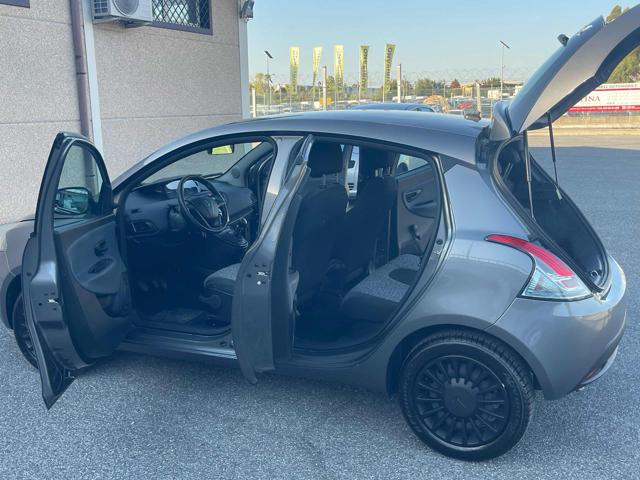 LANCIA Ypsilon usata, con Climatizzatore