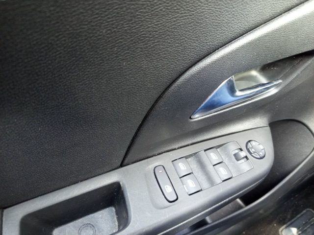 OPEL Corsa usata, con Sensori di parcheggio posteriori