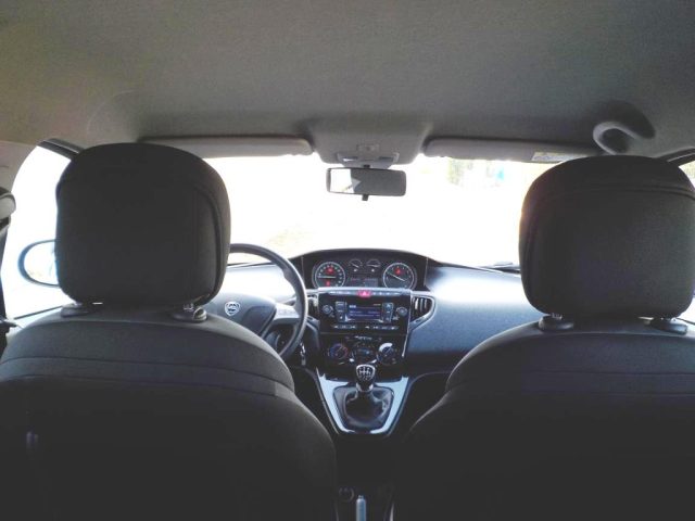 LANCIA Ypsilon usata 30
