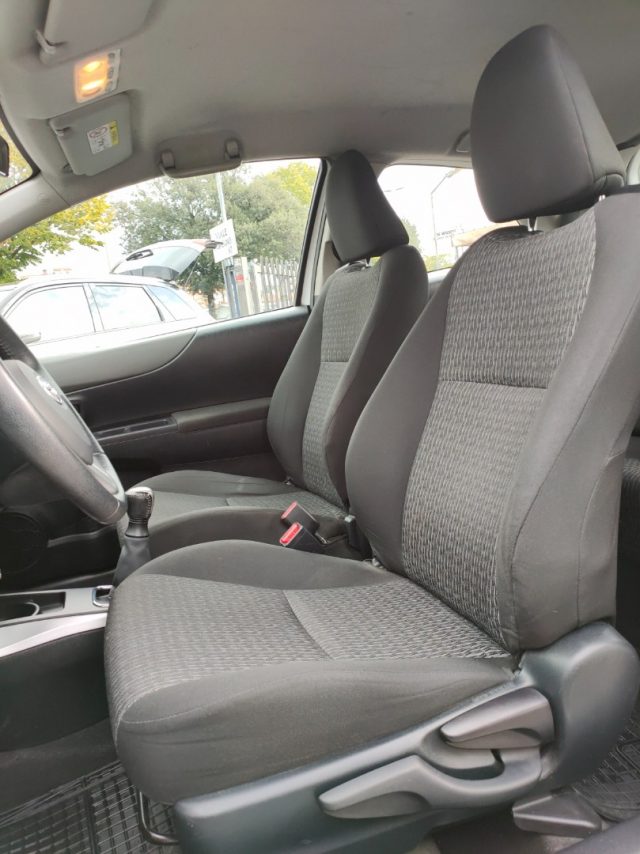 TOYOTA Yaris usata, con Controllo trazione