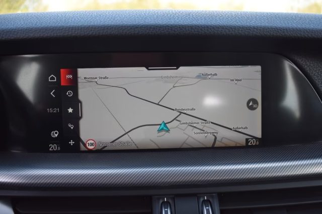 ALFA ROMEO Stelvio usata, con Sistema di navigazione