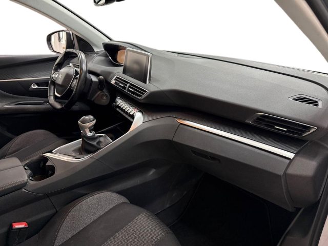 PEUGEOT 3008 usata, con Cruise Control
