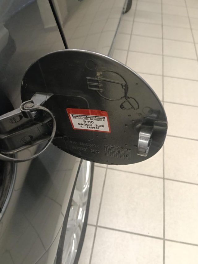 FIAT Punto usata, con Specchietti laterali elettrici