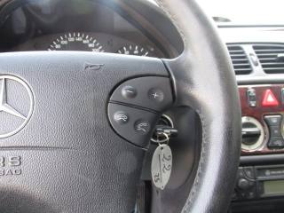 MERCEDES-BENZ CLK 200 usata 33