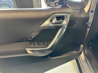 PEUGEOT 2008 usata, con Climatizzatore