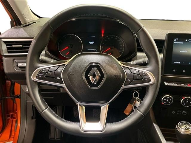RENAULT Clio usata 14