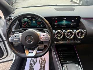 MERCEDES-BENZ GLA 200 usata, con Cerchi in lega