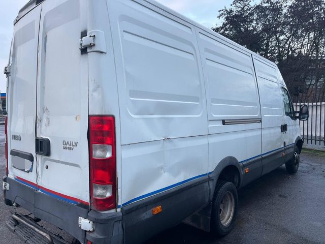 IVECO Daily usata, con Climatizzatore