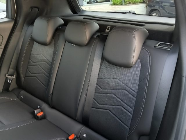 JEEP Avenger usata, con Chiusura centralizzata