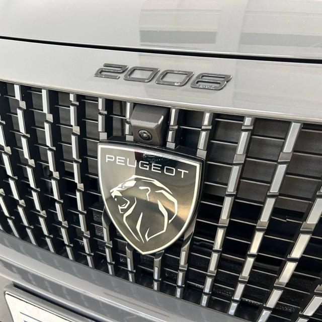 PEUGEOT 2008 usata, con Sensori di parcheggio posteriori