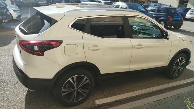 NISSAN Qashqai usata, con Boardcomputer