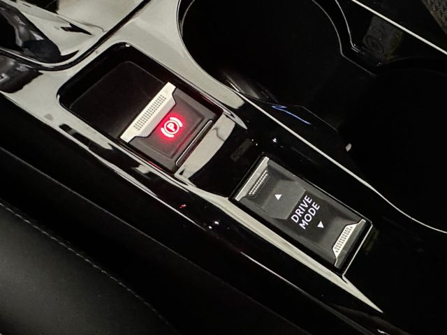 PEUGEOT 2008 usata, con ESP