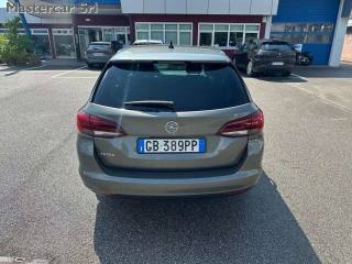 OPEL Astra usata, con Alzacristalli elettrici