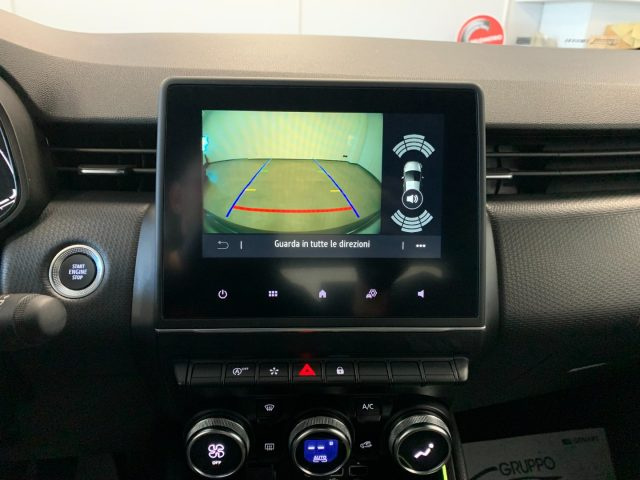 RENAULT Clio usata, con Climatizzatore