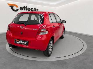 TOYOTA Yaris usata, con Alzacristalli elettrici