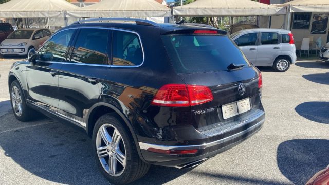 VOLKSWAGEN Touareg usata, con Airbag laterali