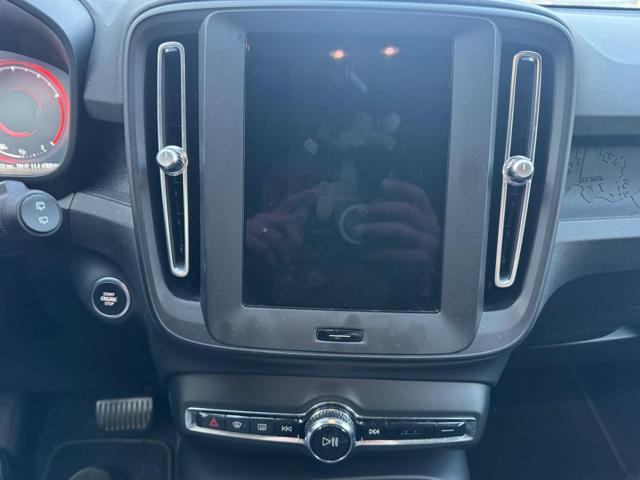 VOLVO XC40 usata, con Controllo automatico clima