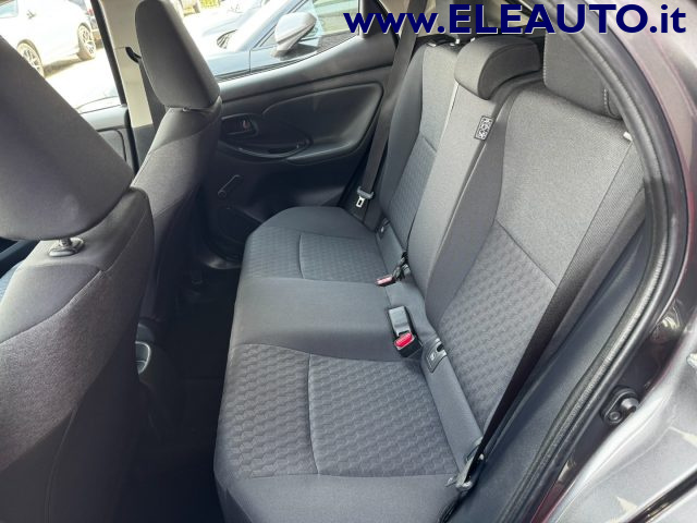 TOYOTA Yaris usata, con Touch screen