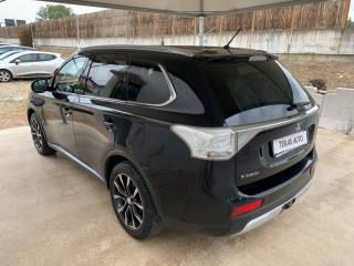 MITSUBISHI Outlander usata, con Airbag Passeggero