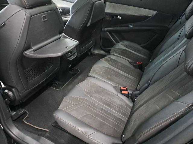 PEUGEOT 5008 usata, con Airbag