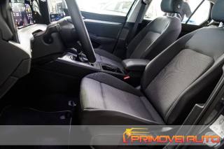 VOLKSWAGEN Golf usata, con Autoradio