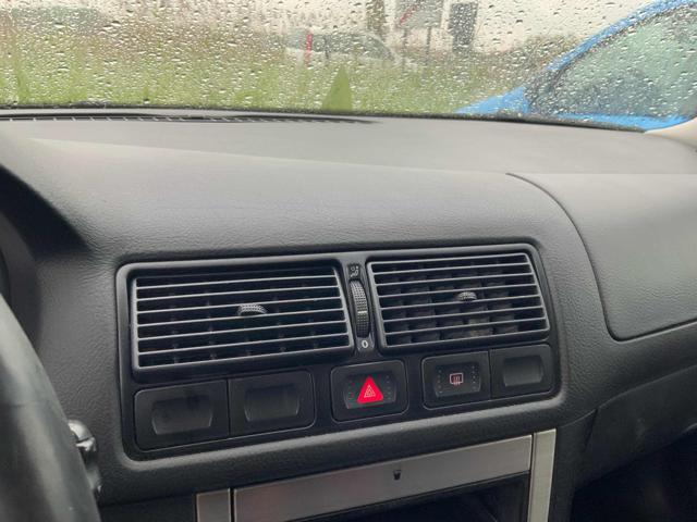 VOLKSWAGEN Golf usata, con Specchietti laterali elettrici