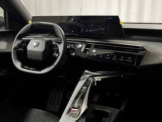 PEUGEOT 5008 usata, con Bracciolo