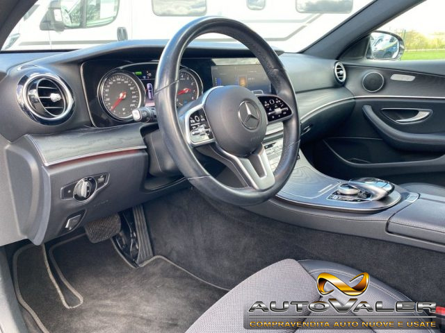 MERCEDES-BENZ E 200 usata, con Autoradio