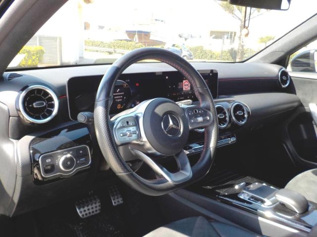 MERCEDES-BENZ A 180 usata, con Leve al volante