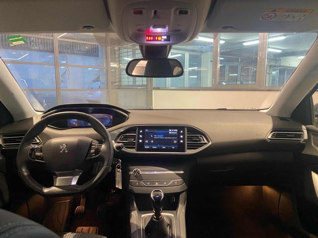 PEUGEOT 308 usata, con Autoradio