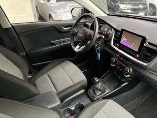 KIA Stonic usata, con Autoradio