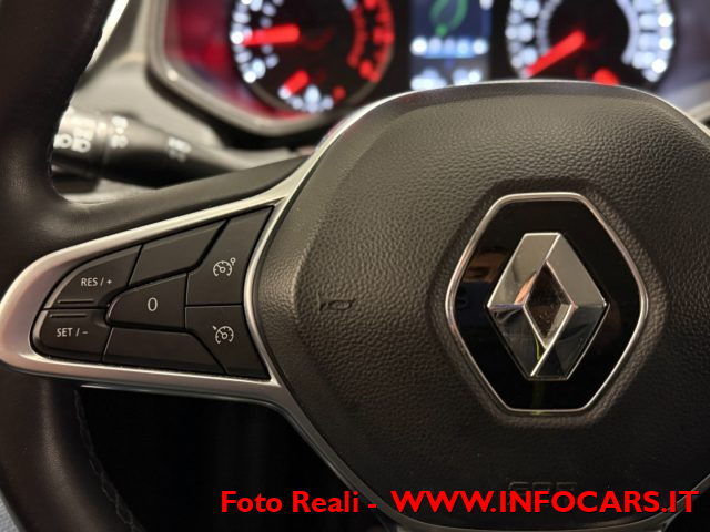 RENAULT Clio usata, con Luci diurne LED