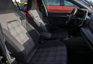 VOLKSWAGEN Golf usata, con Alzacristalli elettrici