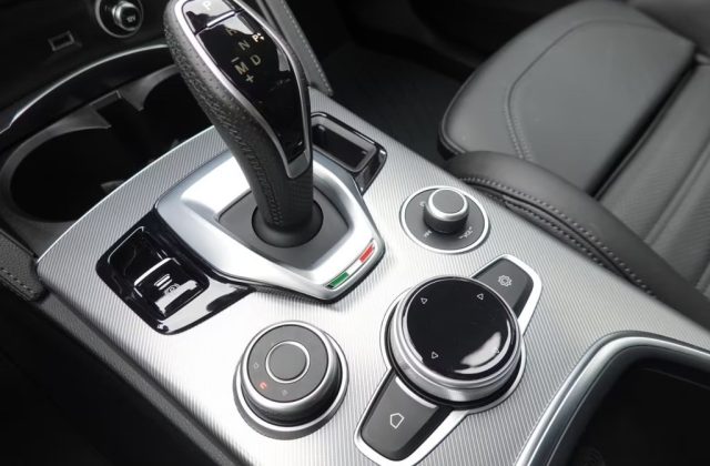 ALFA ROMEO Stelvio usata, con Park Distance Control