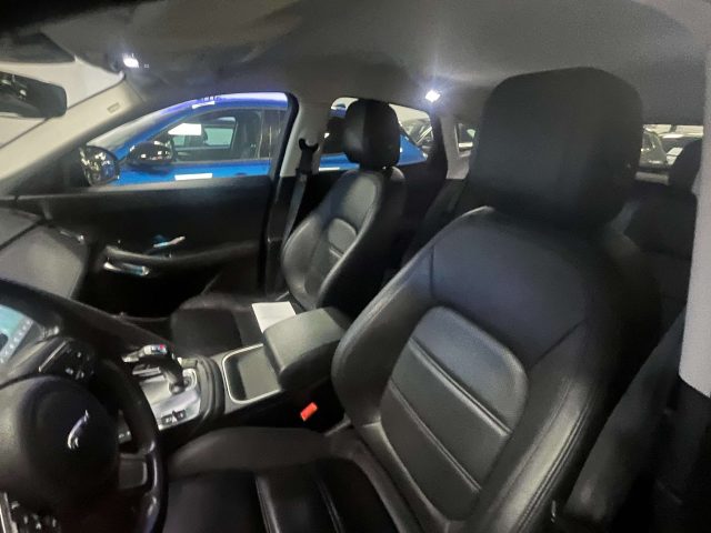 JAGUAR E-Pace usata, con Climatizzatore