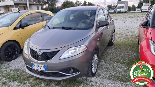 LANCIA Ypsilon usata, con ABS