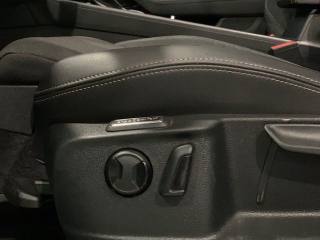 VOLKSWAGEN Passat usata, con Interni in pelle