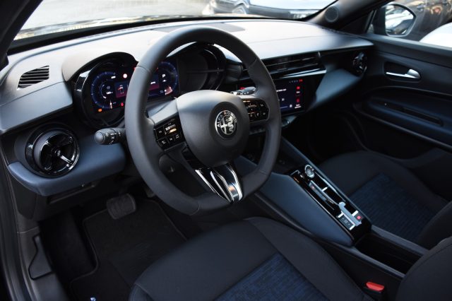 ALFA ROMEO Junior usata, con Alzacristalli elettrici