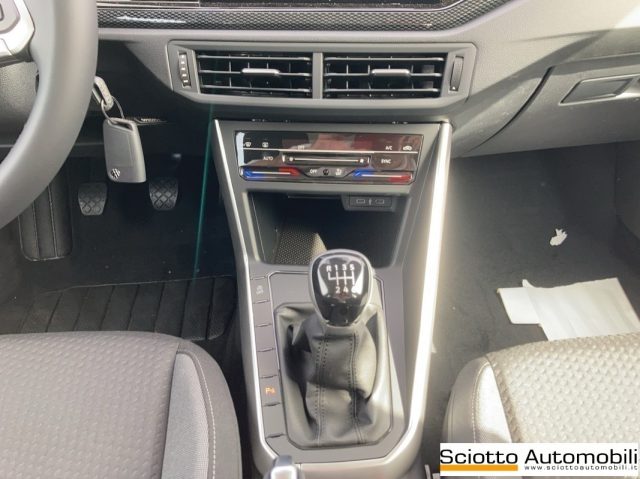VOLKSWAGEN Taigo usata, con Fari LED