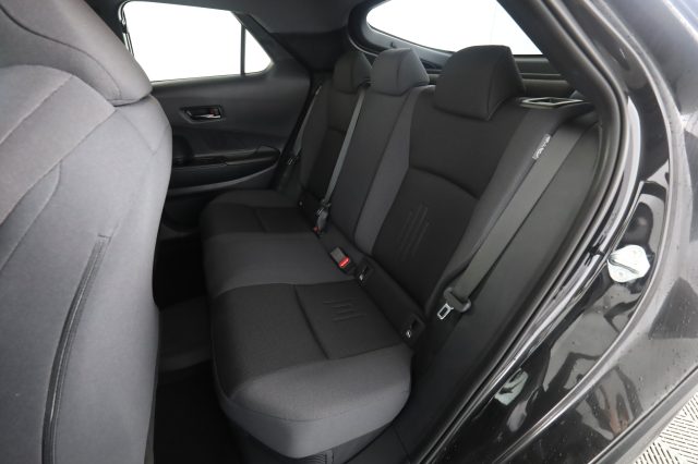 TOYOTA C-HR usata 10